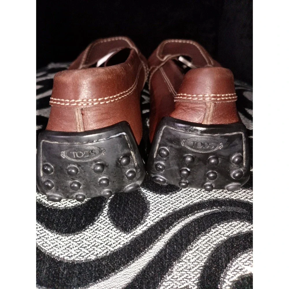 Tods Brown Leather Gommino Driving Loafers Buckle Shoes Womens Made in Italy